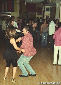 Salsa in Hamburg: La Macumba / Latin Dance Academy - (anklicken zum Vergr��ern - click to enlarge)