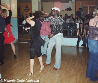Salsa in Hamburg: La Macumba / Latin Dance Academy - (anklicken zum Vergr��ern - click to enlarge)